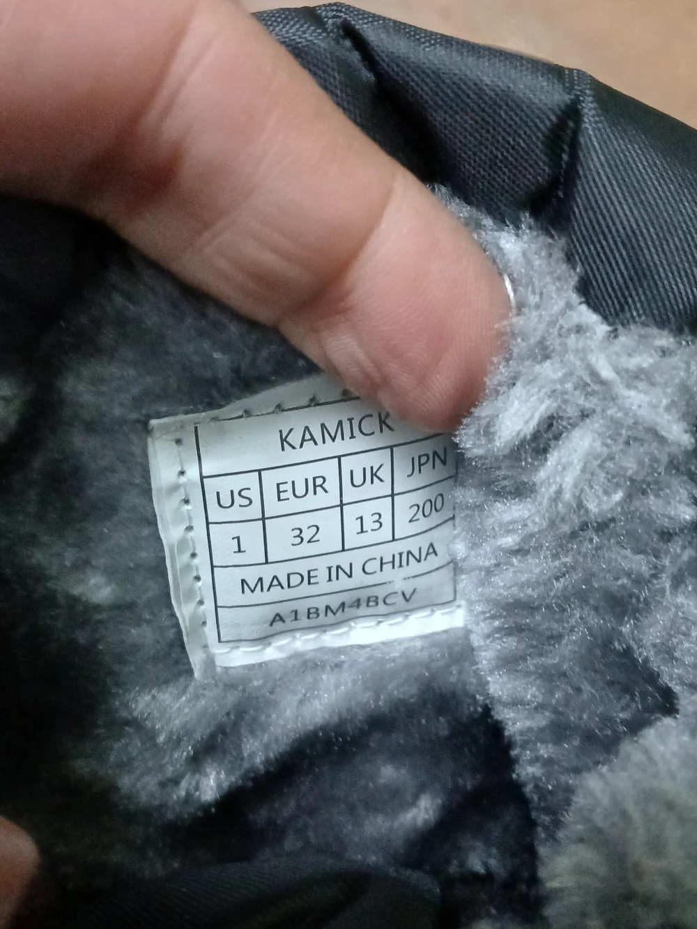 Dream Pairs durability he smells